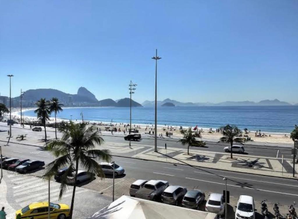 Em Copacabana Beira Mar *